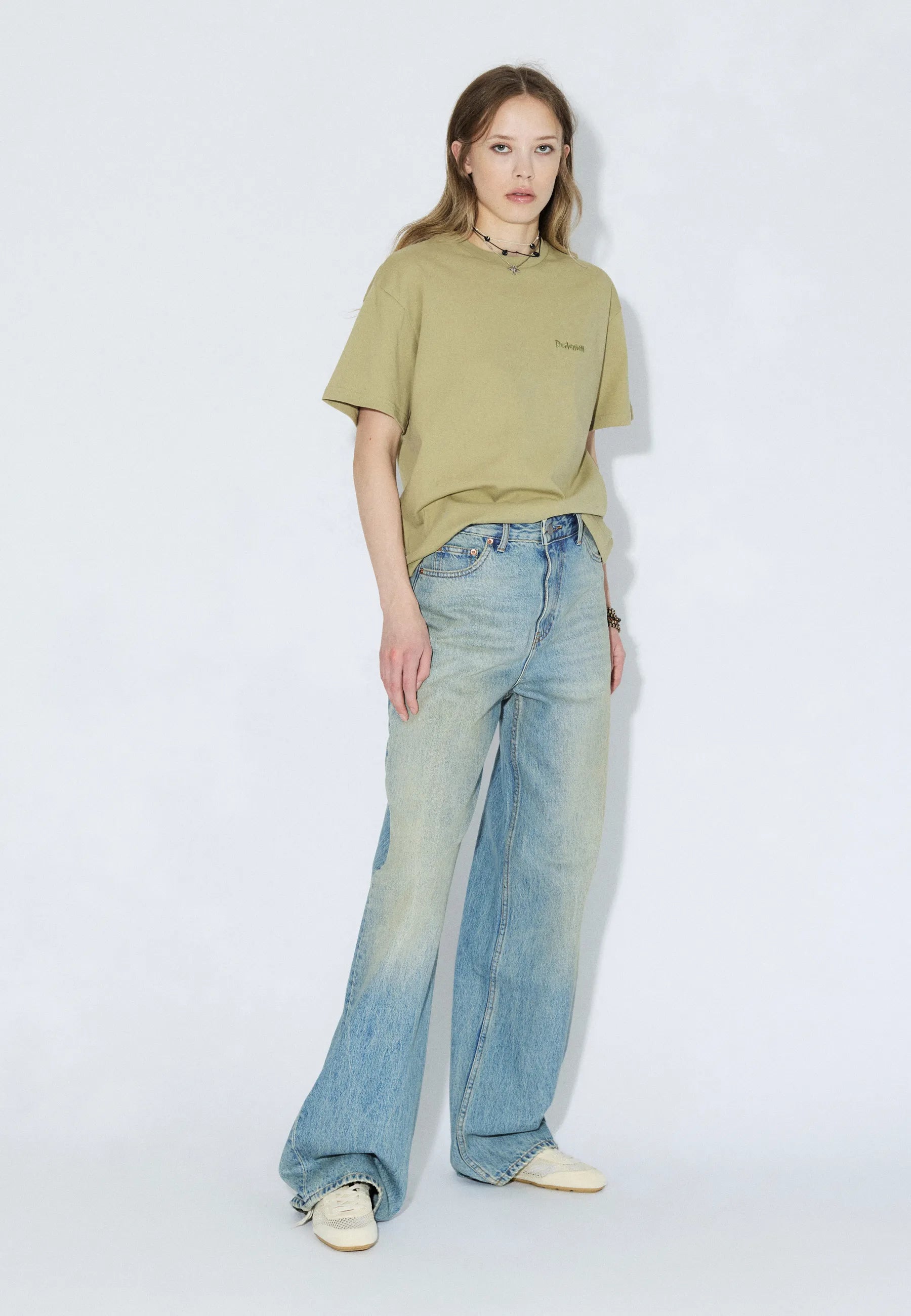 2531110BJ2_DrDenim_BaceTee_LtGreenBrush_Main_W1_2