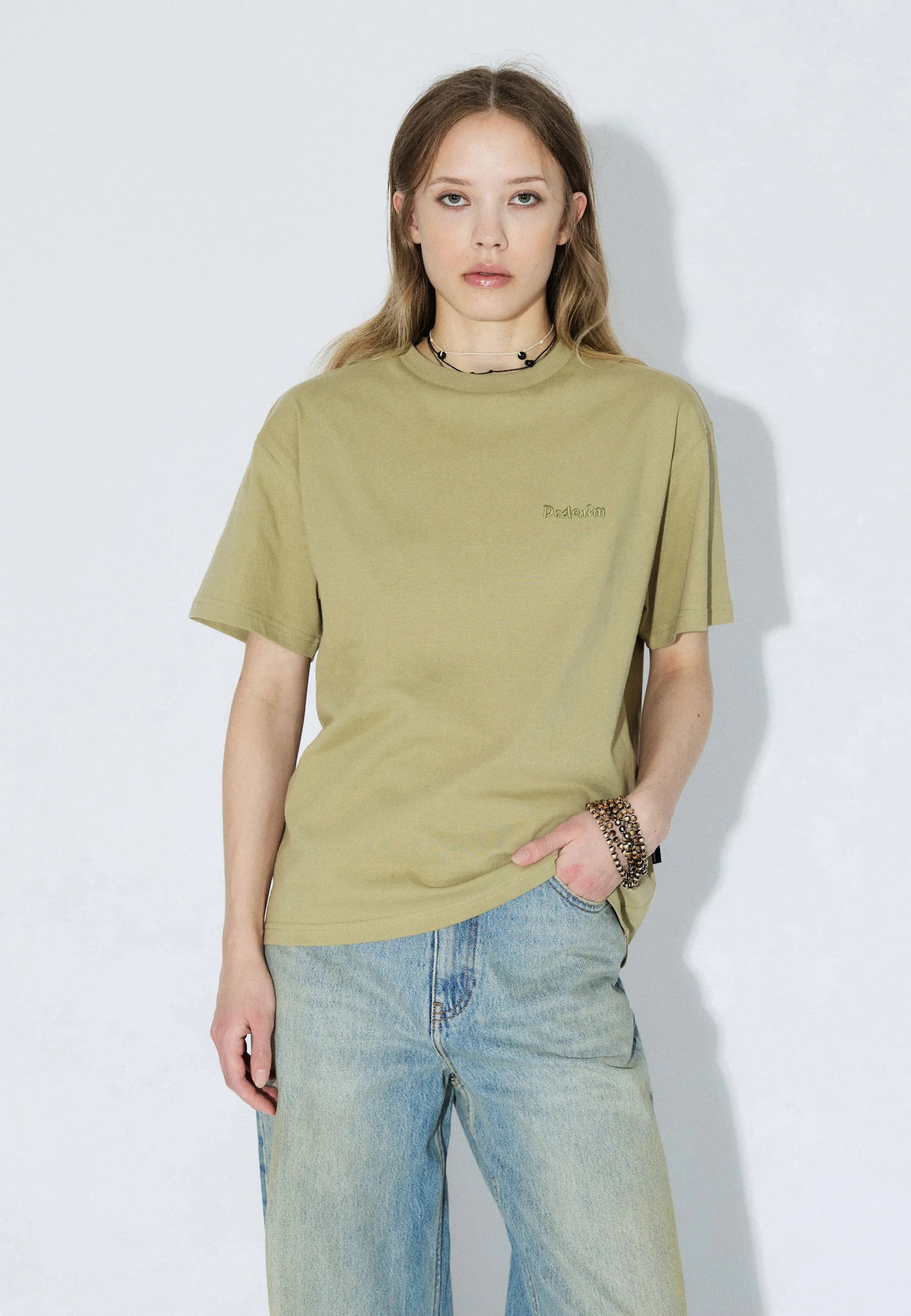 2531110BJ2_DrDenim_BaceTee_LtGreenBrush_Main_W3_2