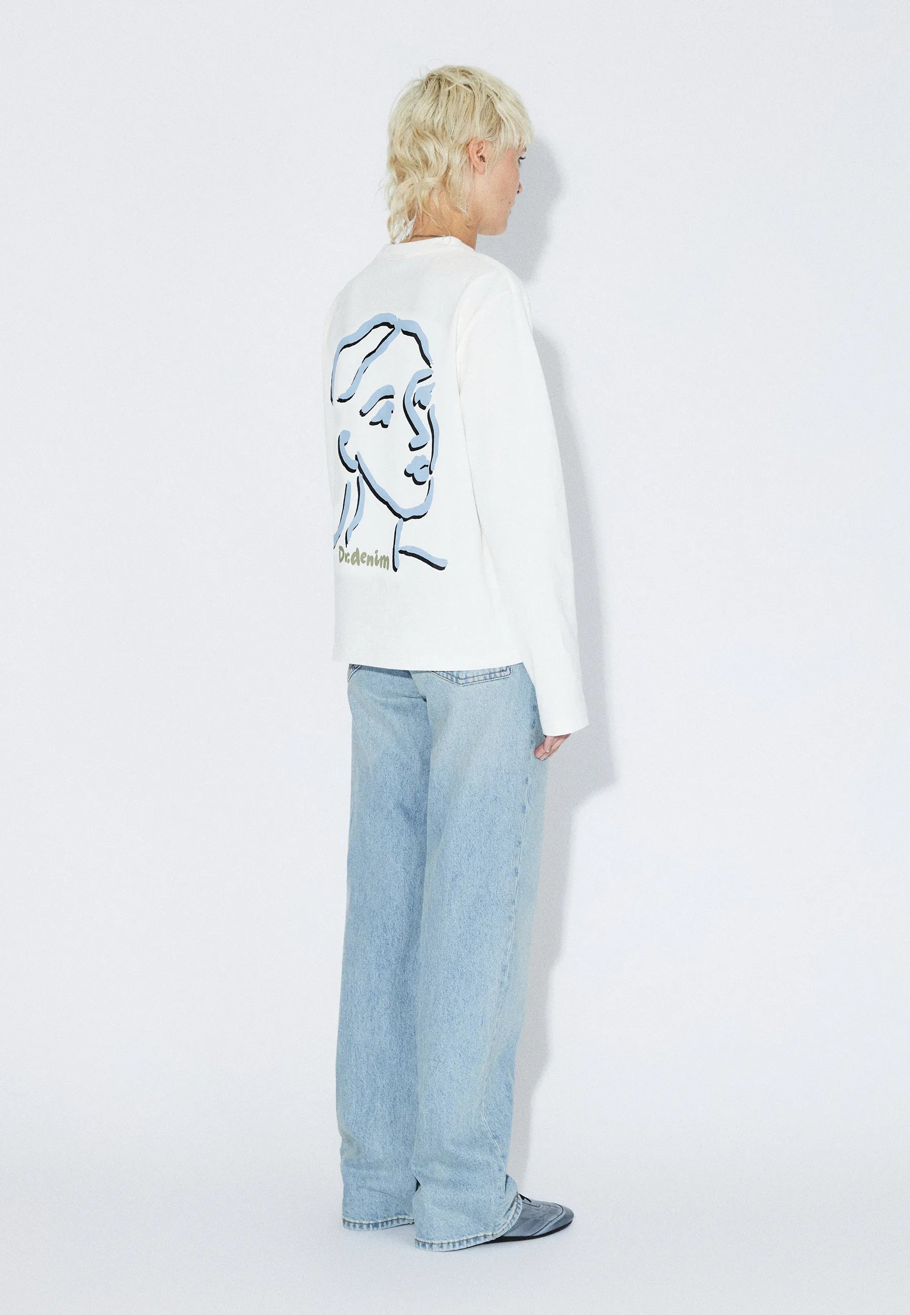 2531111BL1_DrDenim_KathLongsleeve_OffWhiteDraw_Main_W4_1