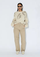 2531116BF2_DrDenim_MicSweater_EcruBigDraw_Main_W1_1