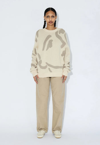 2531116BF2_DrDenim_MicSweater_EcruBigDraw_Main_W1_2