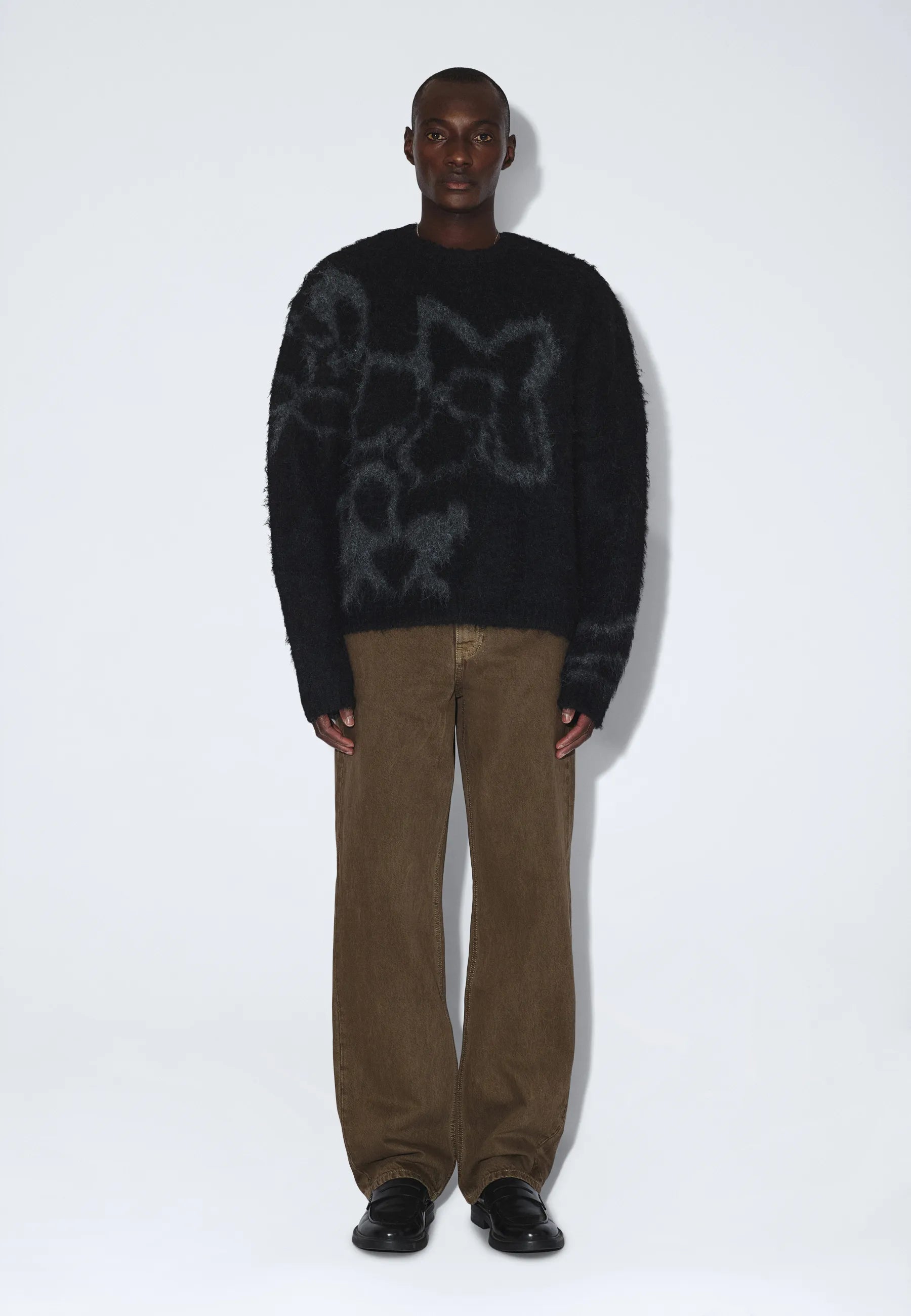 2531116BN3_DrDenim_MicSweater_BlackGreyFlower_main_M1_1