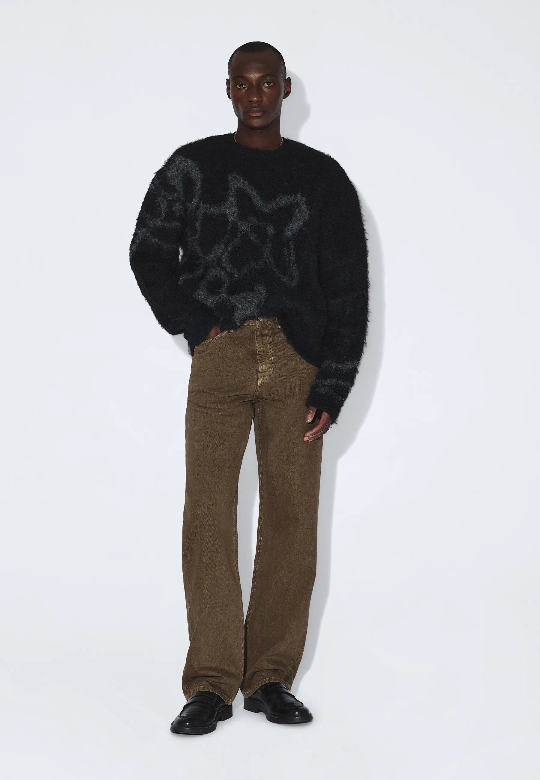 2531116BN3_DrDenim_MicSweater_BlackGreyFlower_main_M1_2