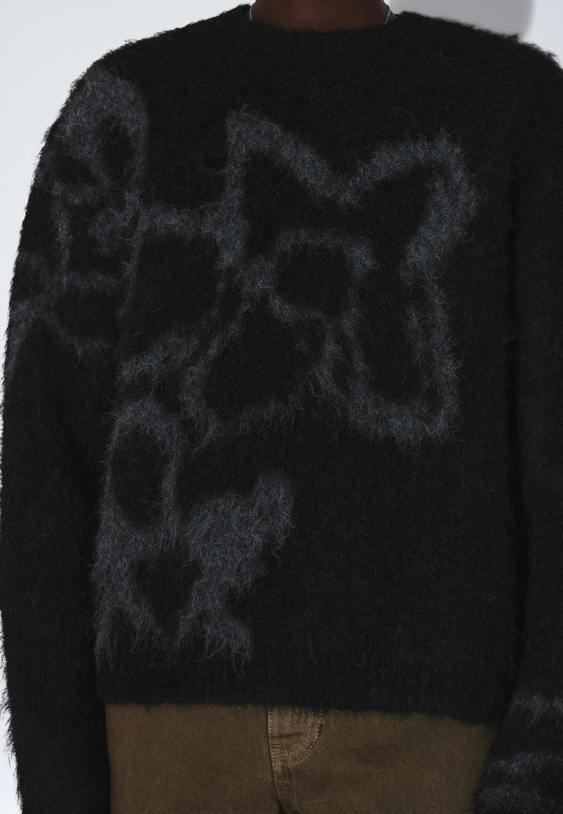 2531116BN3_DrDenim_MicSweater_BlackGreyFlower_main_M5_1