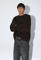 2531116BT6_DrDenim_MicSweater_BrownBlackScribble_main_M3_3