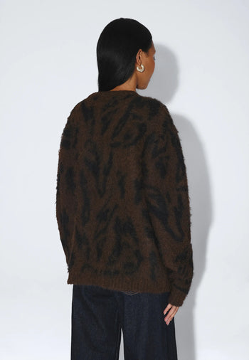 2531116BT6_DrDenim_MicSweater_BrownBlackScribble_main_W4_1