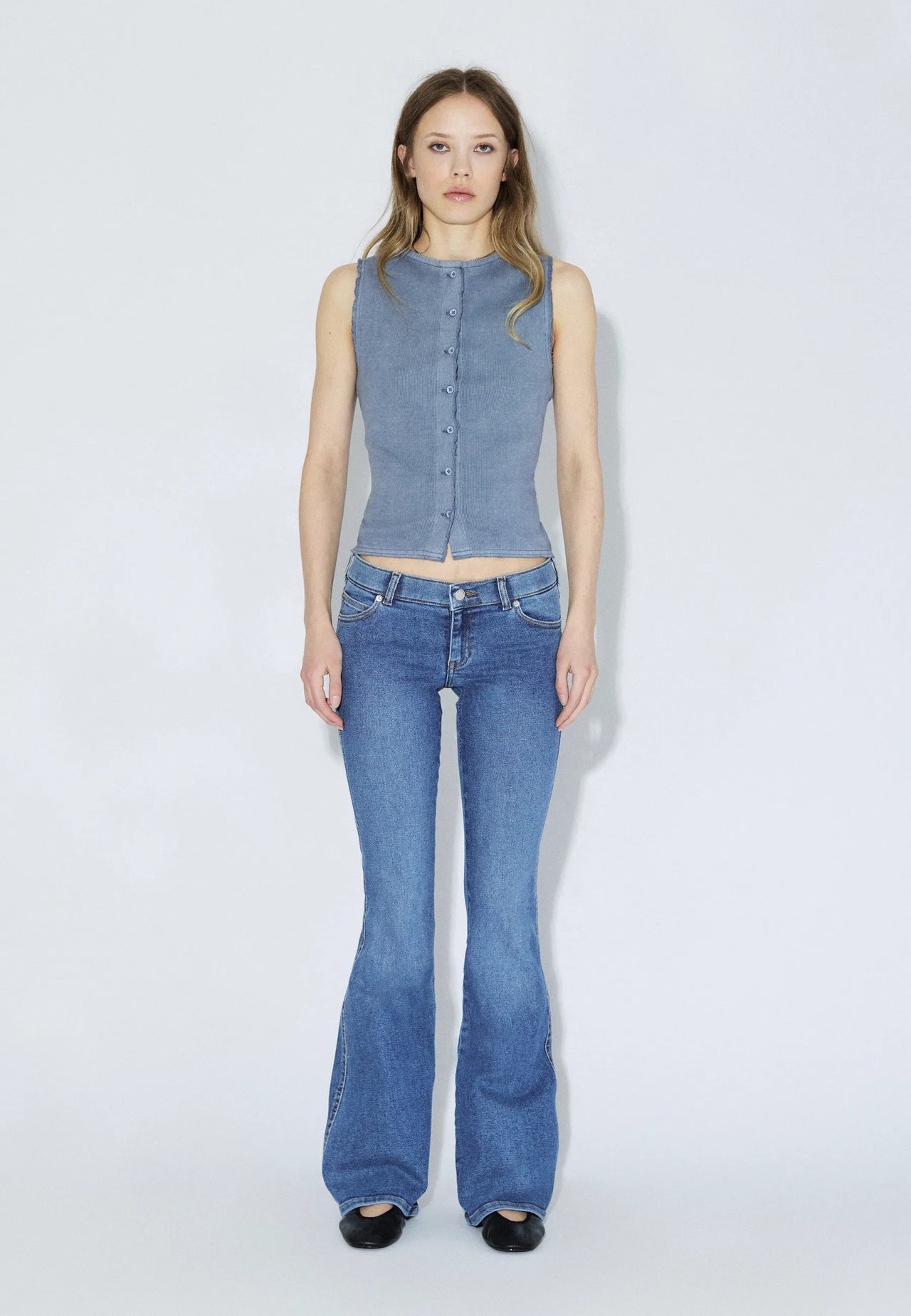 2541101L95_DrDenim_KilyLowBootcut_CapeSkyShade_Main_W1_2