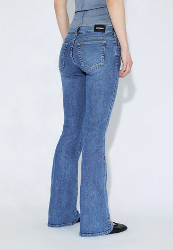 2541101L95_DrDenim_KilyLowBootcut_CapeSkyShade_Main_W4_1