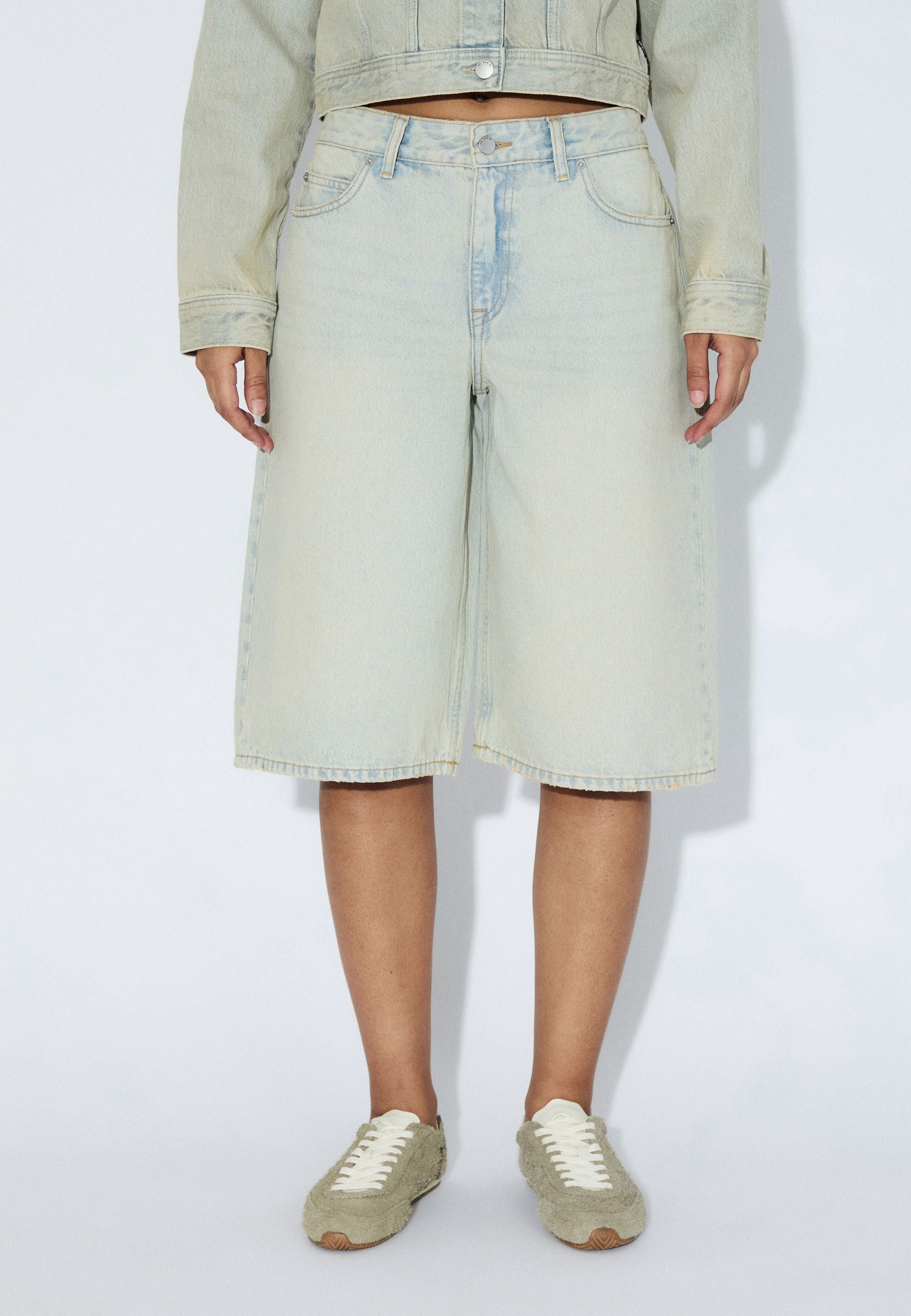 2610101066_DrDenim_BreeShorts_StreamPaleVintageWorn_Main_W3_1