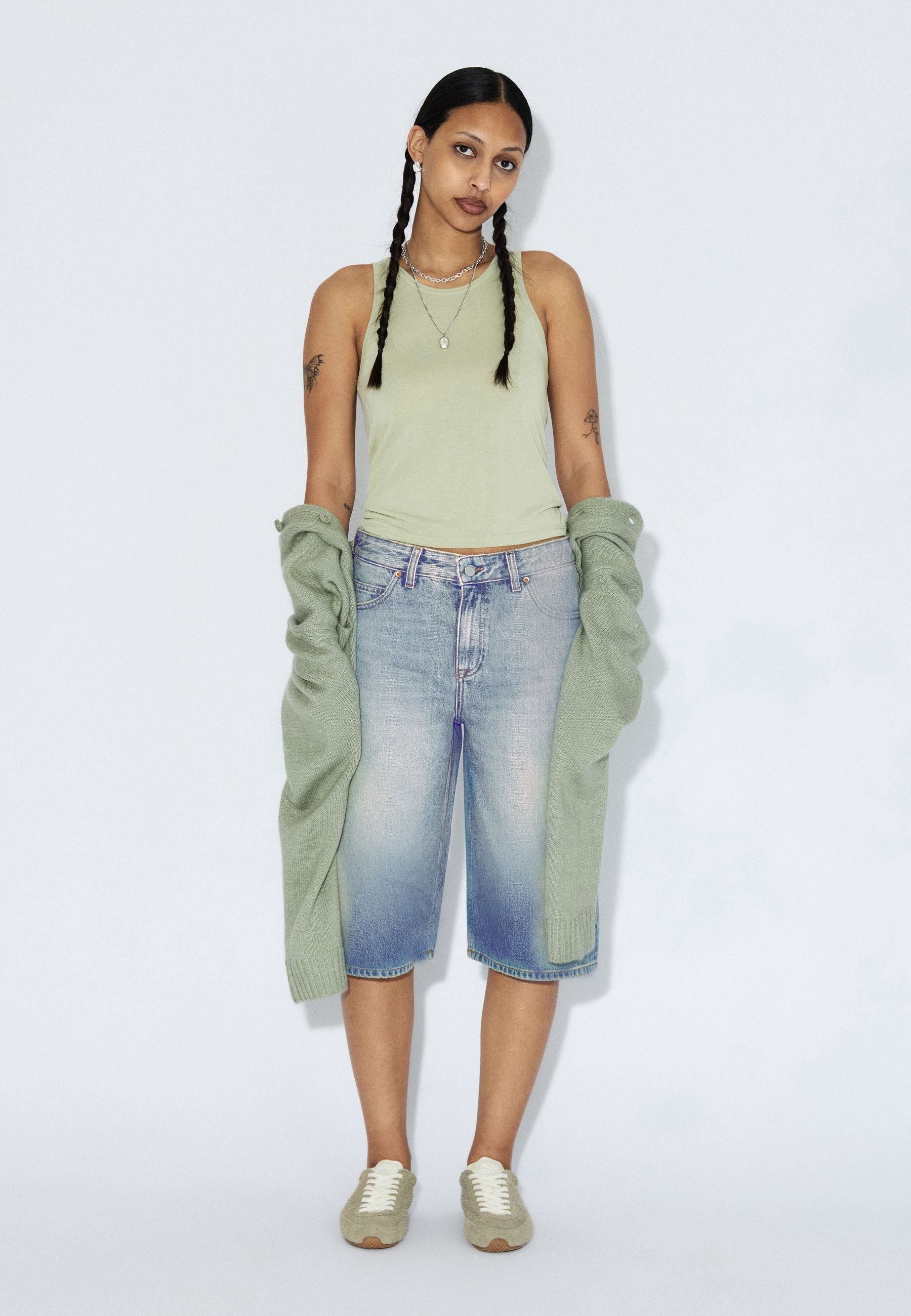 2610101L95_DrDenim_BreeShorts_StreamSkyAged_Main_W1_1