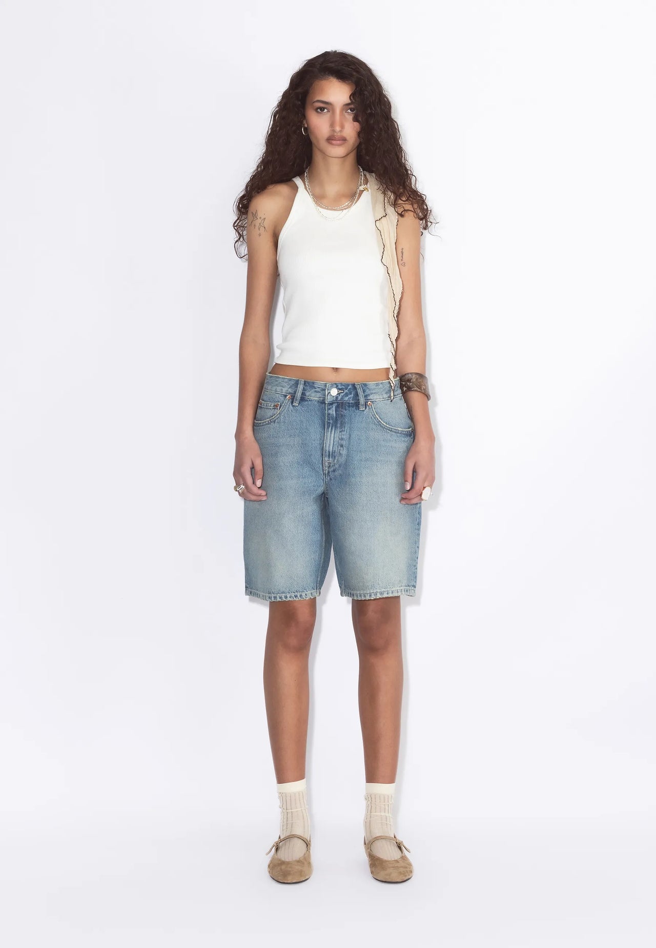 2610102M02_DrDenim_AsraShorts_DriftSkyUsed_Main_W1_4