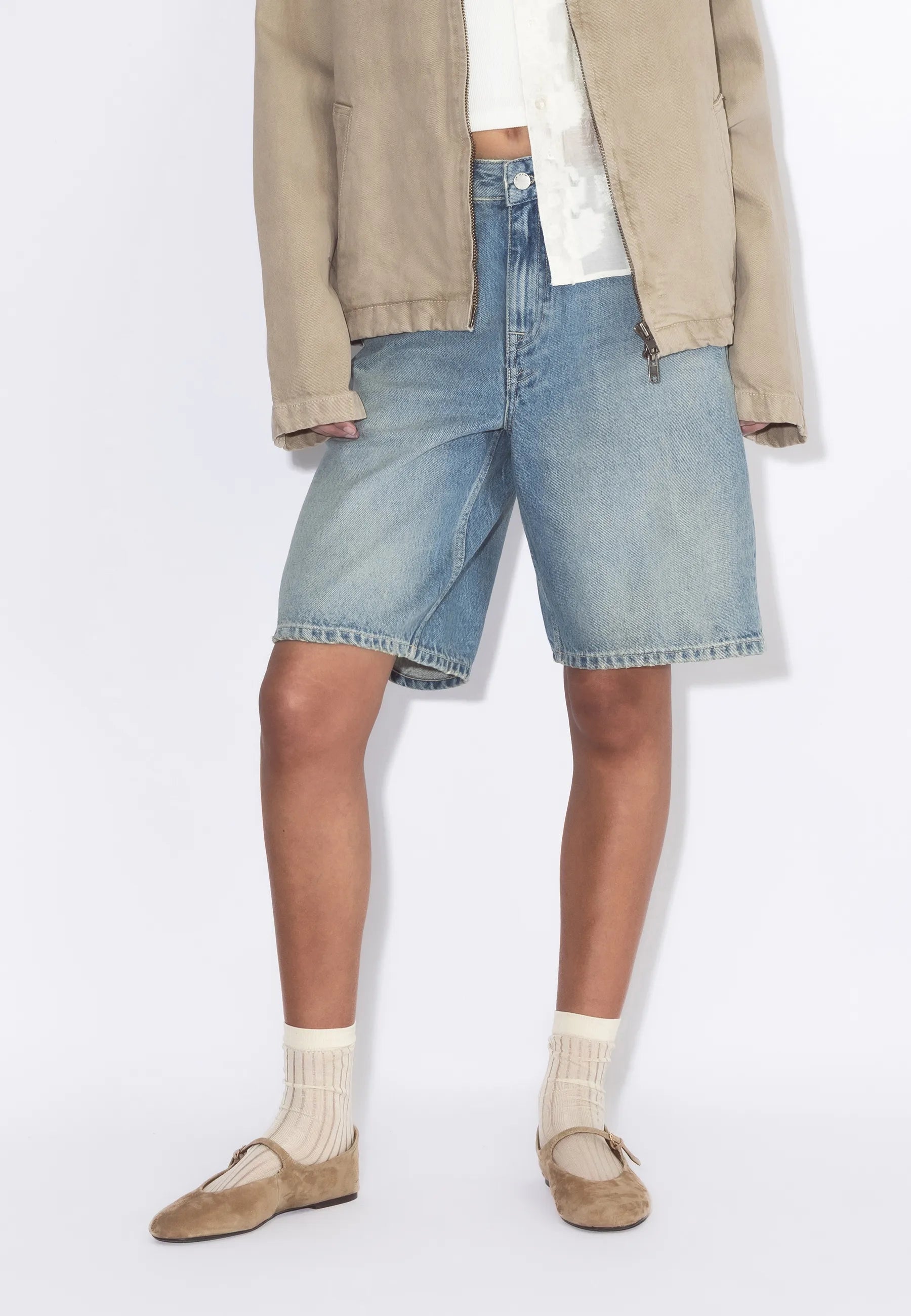 2610102M02_DrDenim_AsraShorts_DriftSkyUsed_Main_W3_1