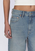 2610102M02_DrDenim_AsraShorts_DriftSkyUsed_Main_W5_1
