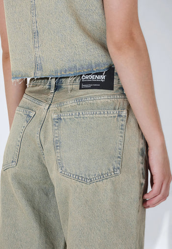 2610102M10_DrDenim_AsraShorts_StreamDesert_Main_W5_2