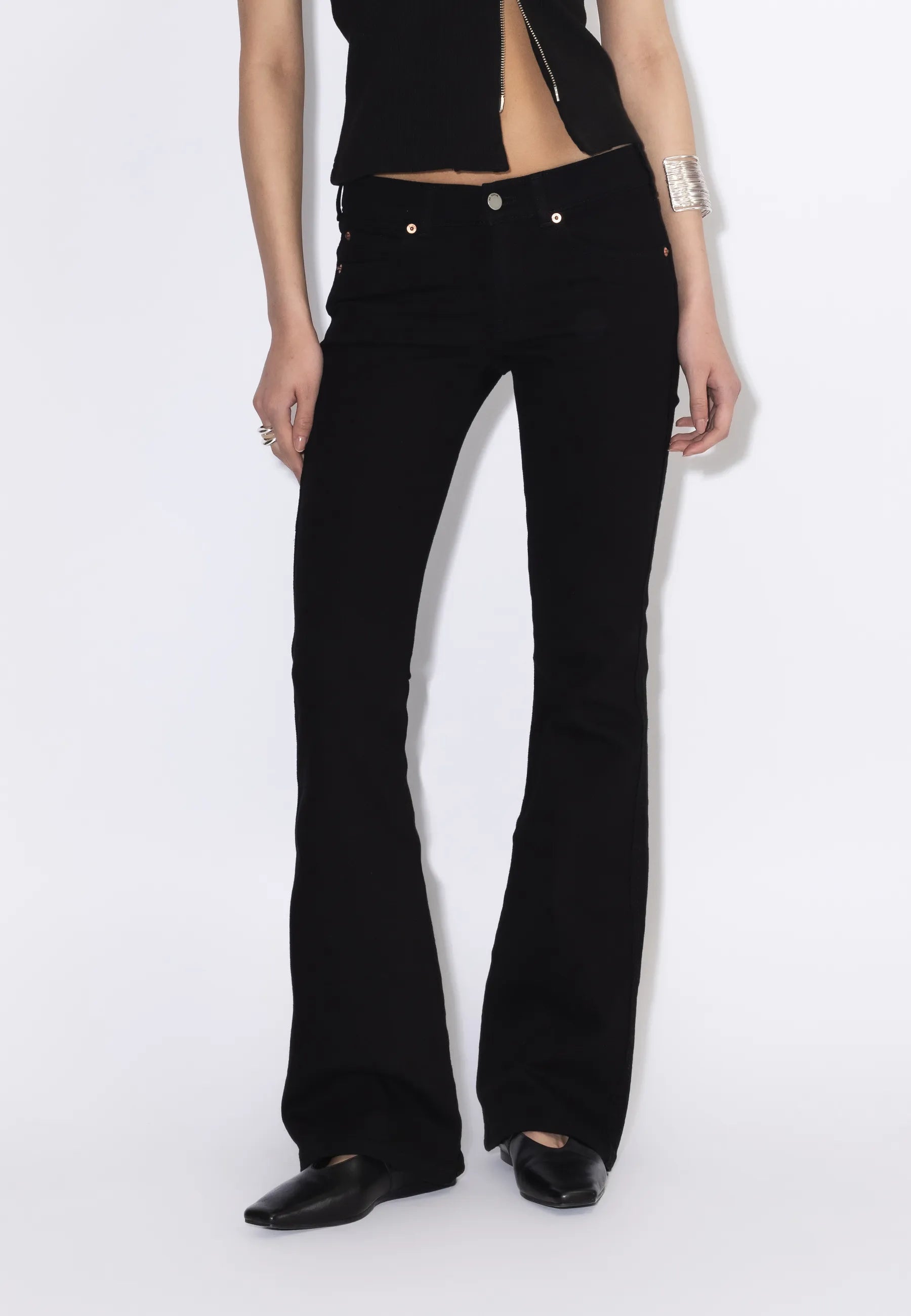 2610104099_DrDenim_KilyLowBootcut_SolidBlack_Main_W3_1