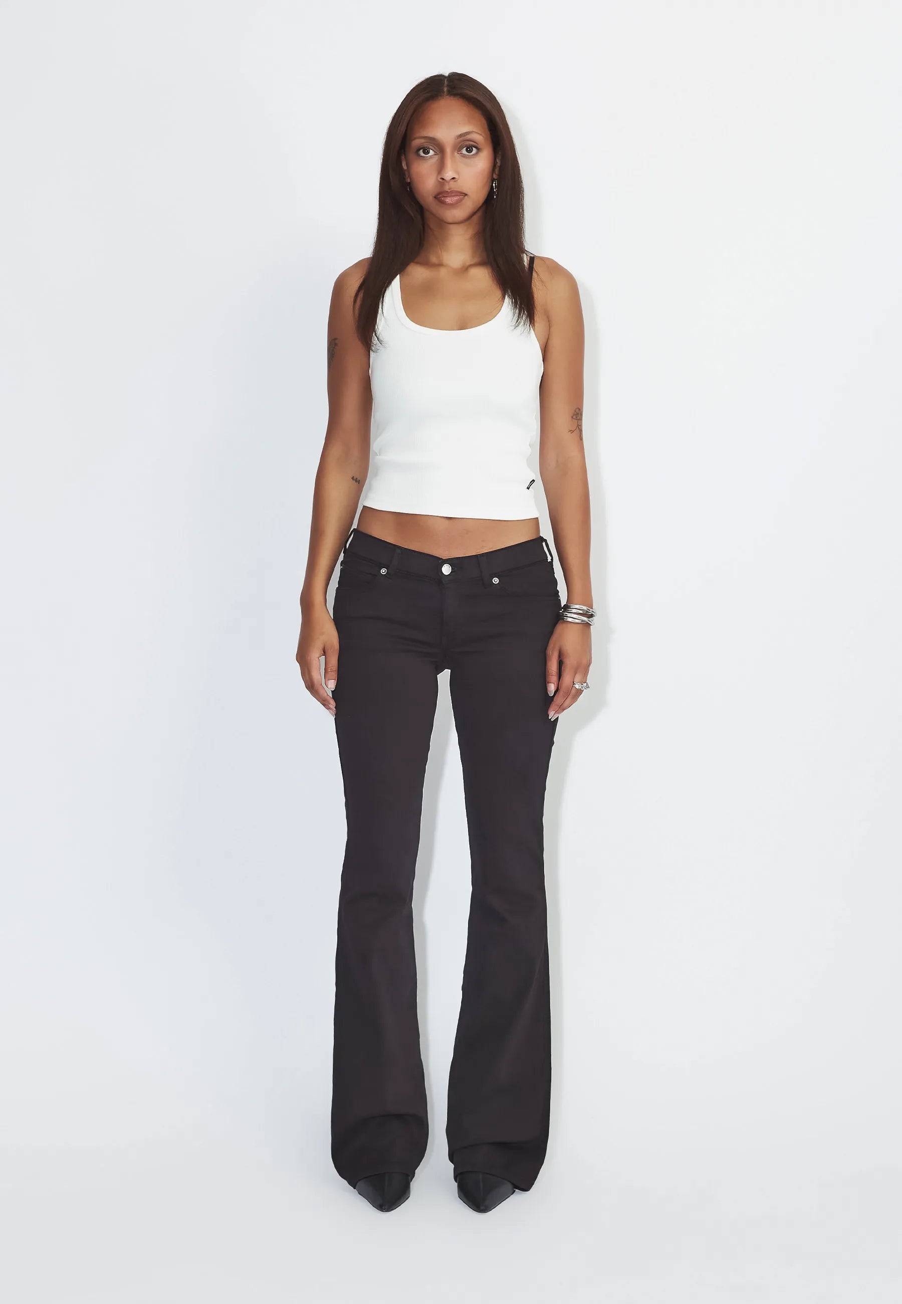 2610104101_DrDenim_KilyLowBootcut_Black_Main_W1_1