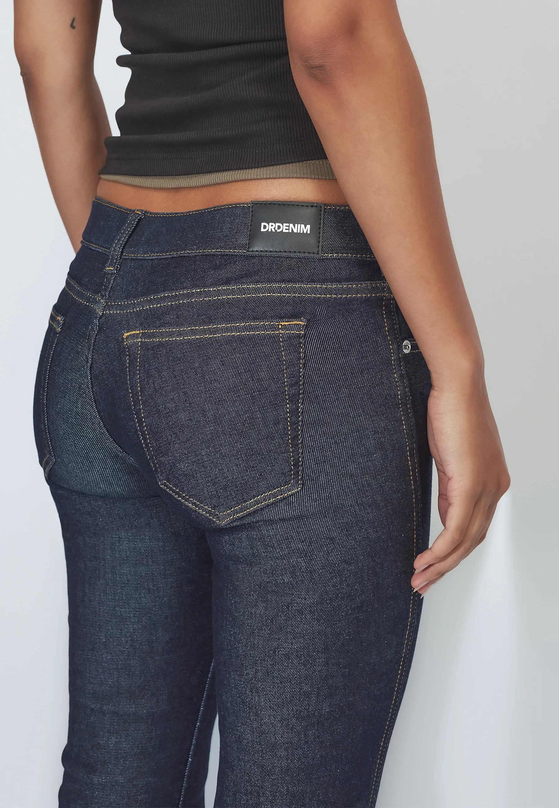 2610104F78_DrDenim_KilyLowBootcut_SheckBlueRinsed_Main_W5_2