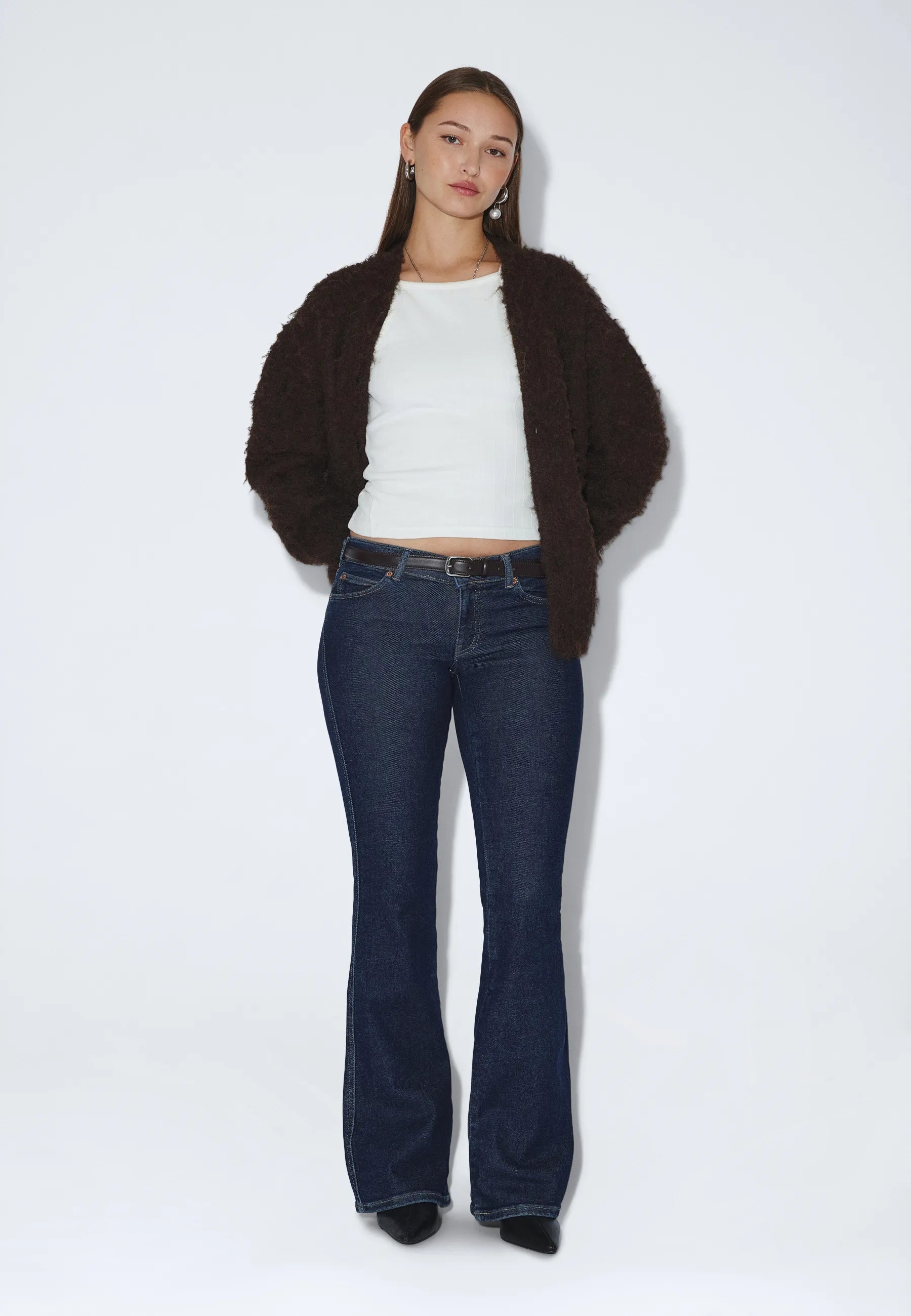 2610104U75_DrDenim_KilyLowBootcut_CapeDeepPlain_main_W1_3