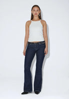 2610104U75_DrDenim_KilyLowBootcut_CapeDeepPlain_main_W1_4