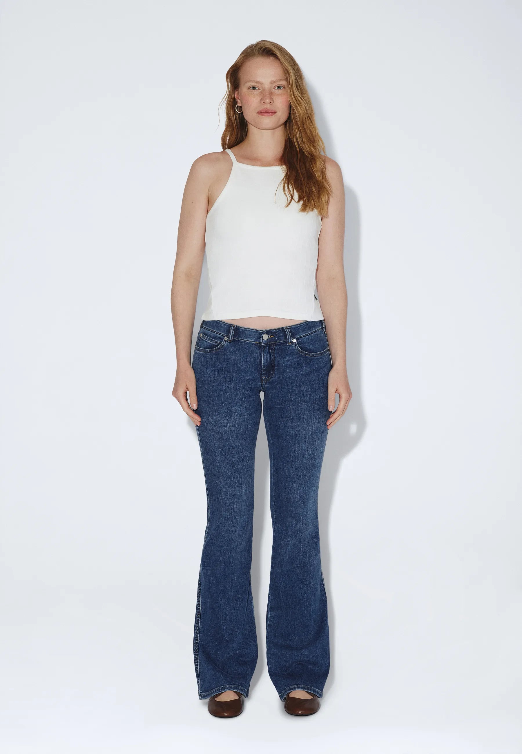 2610104V46_DrDenim_KilyLowBootcut_ValeMidUsed_main_W1_1