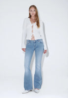 2610104V50_DrDenim_KilyLowBootcut_ValeLightFade_Main_W1_2