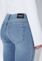 2610104V50_DrDenim_KilyLowBootcut_ValeLightFade_Main_W5_2
