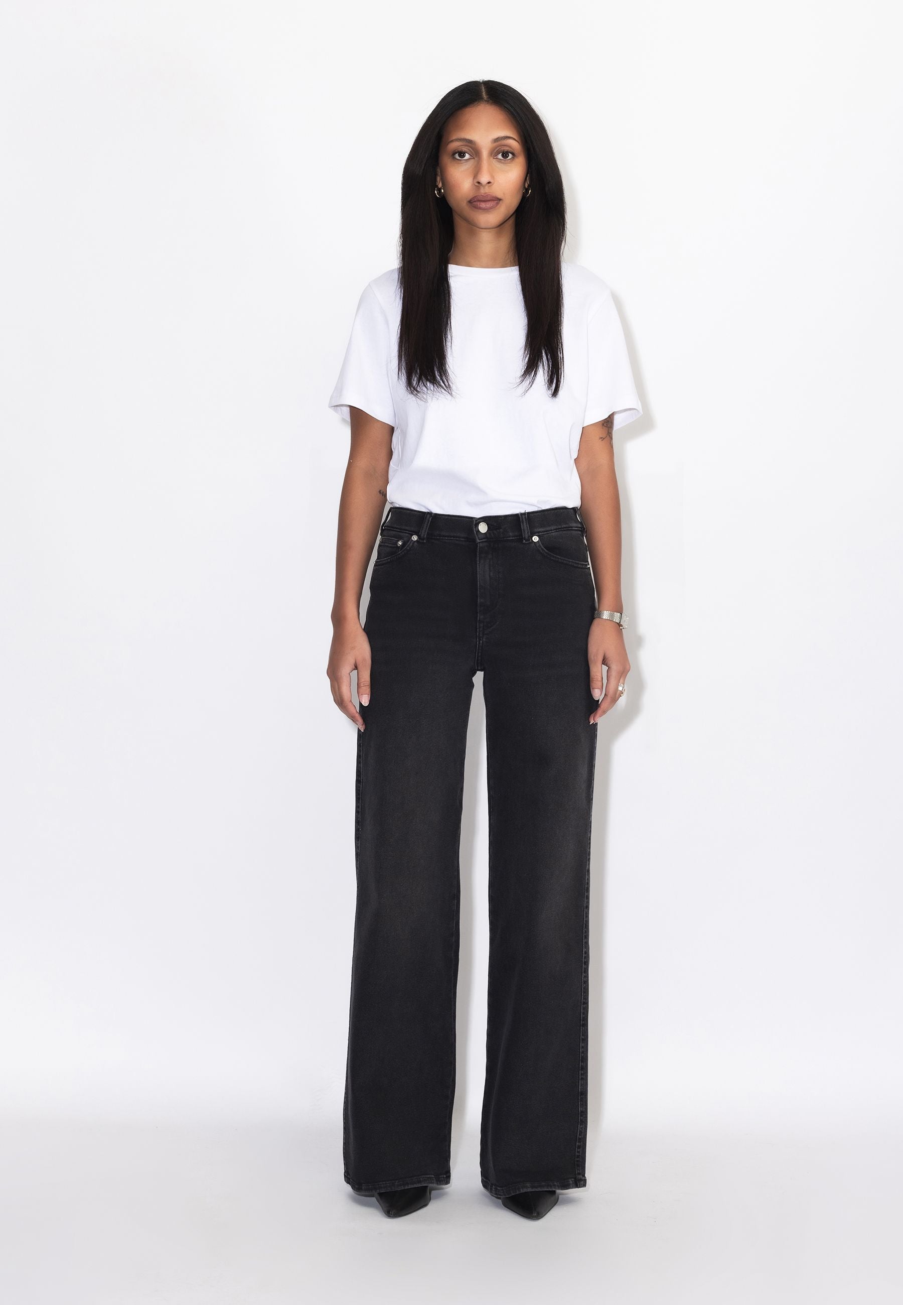 2610105A99_DrDenim_ZilaMidWide_BlackMist_Main_W1_1
