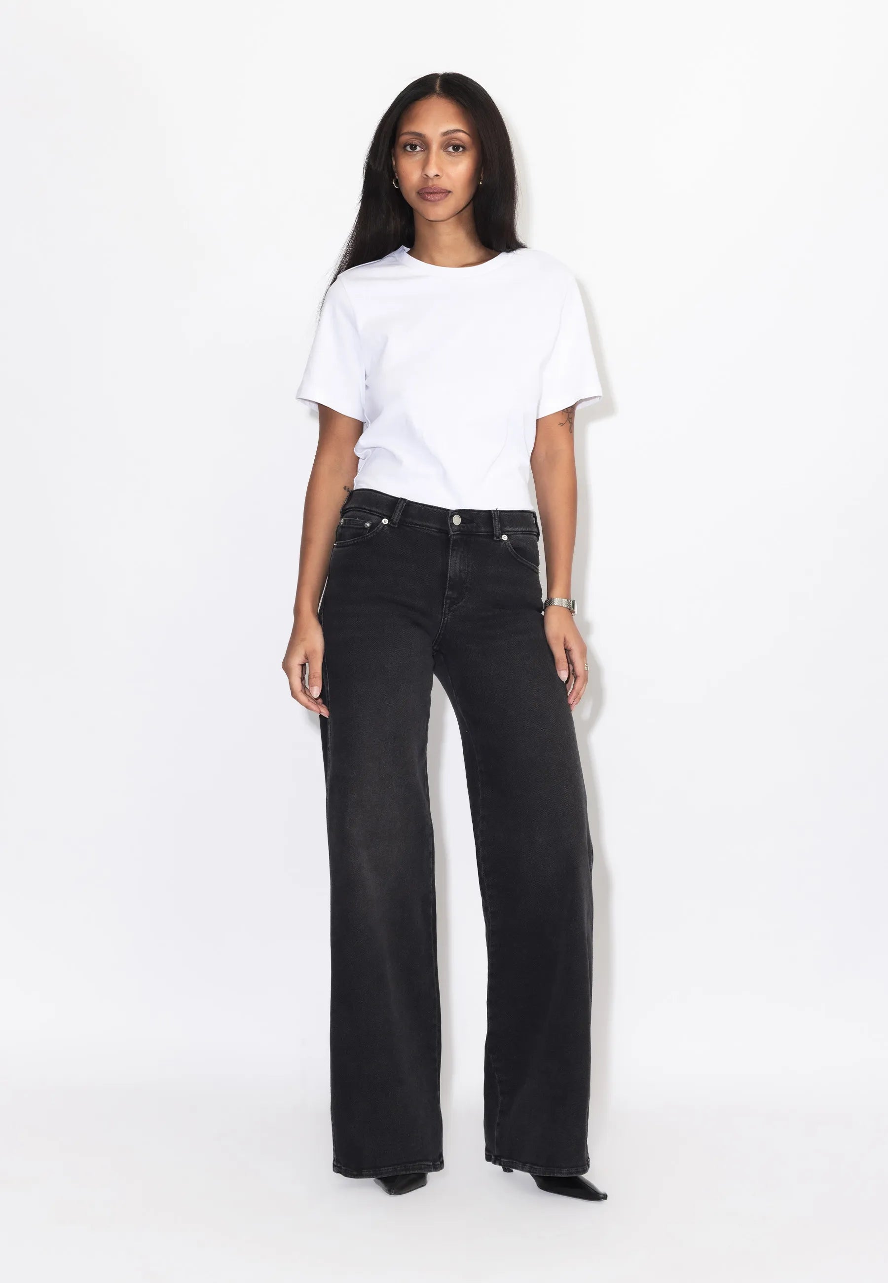 2610105A99_DrDenim_ZilaMidWide_BlackMist_Main_W1_3