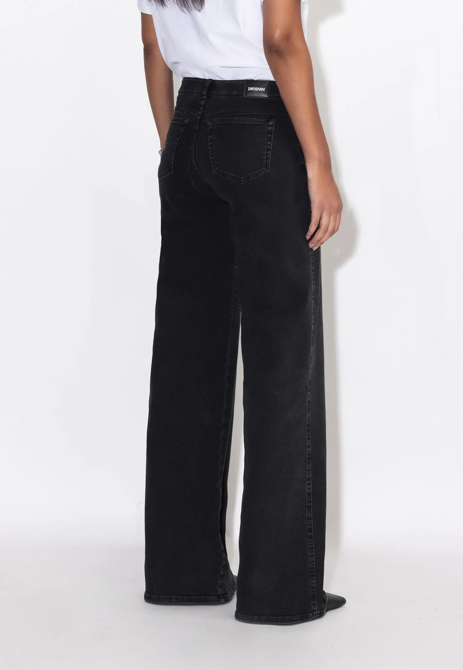 2610105A99_DrDenim_ZilaMidWide_BlackMist_Main_W4_1
