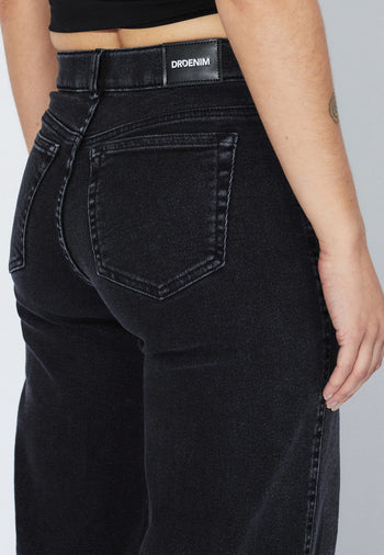 2610105A99_DrDenim_ZilaMidWide_BlackMist_Main_W5_2