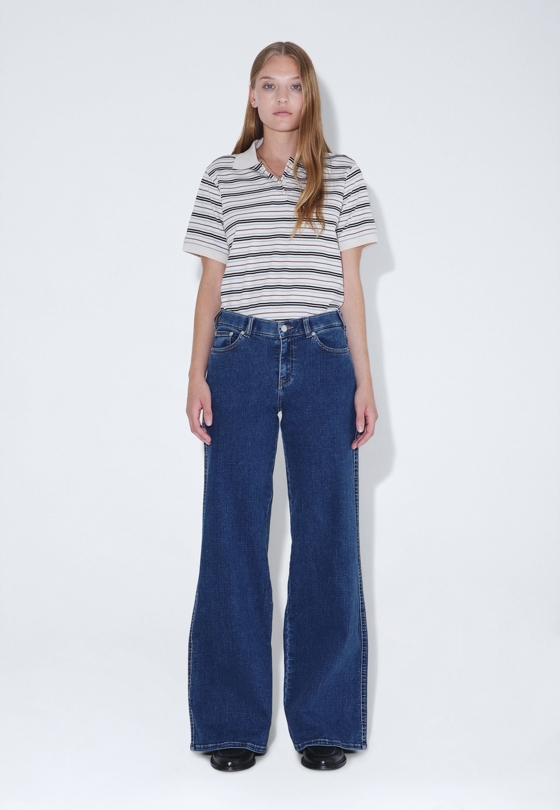 2610105V45_DrDenim_ZilaMidWide_ValeMidPlain_Main_W1_2