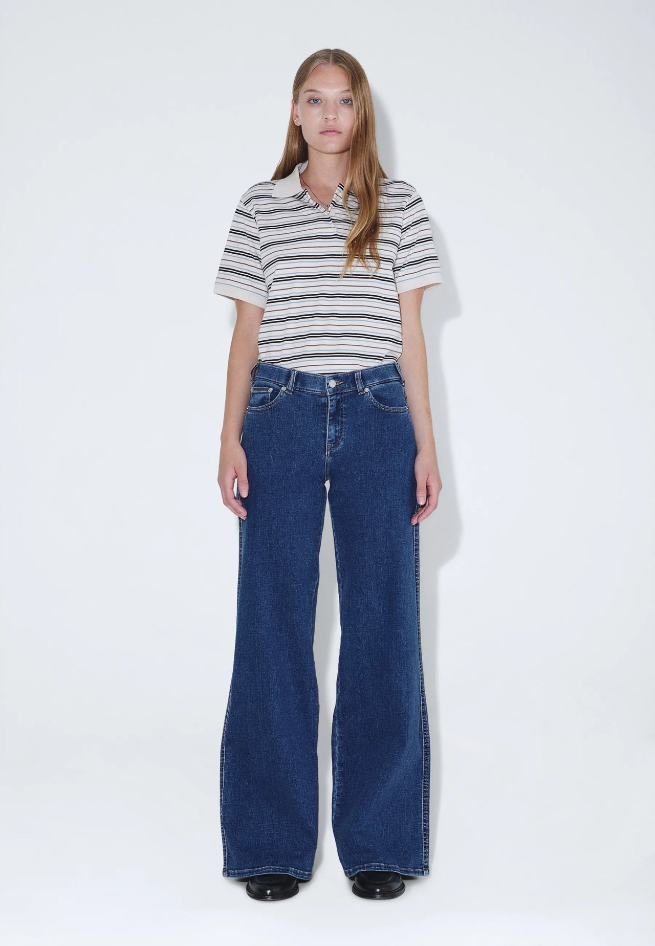 2610105V45_DrDenim_ZilaMidWide_ValeMidPlain_Main_W1_1