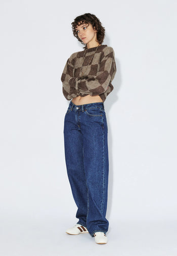 2610106L93_DrDenim_NikaMidStraight_StreamDarkRetroVintage_Main_W1_3