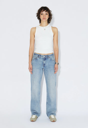 2610106M01_DrDenim_NikaMidStraight_DriftLightUsed_Main_W1_1