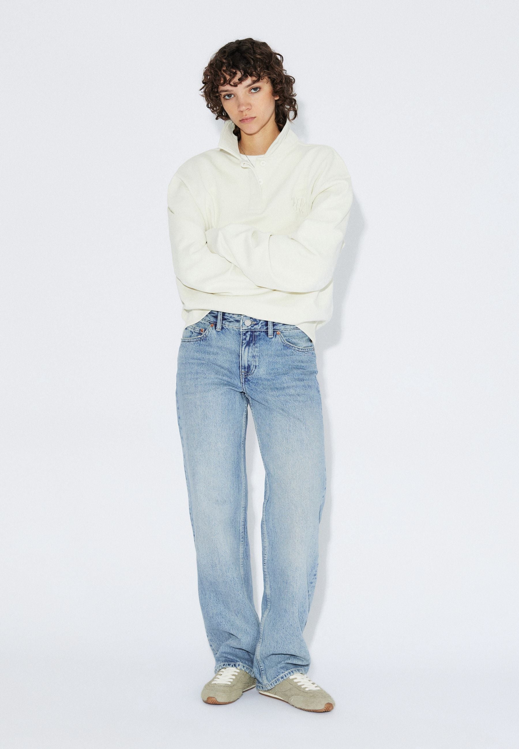 2610106M01_DrDenim_NikaMidStraight_DriftLightUsed_Main_W1_3