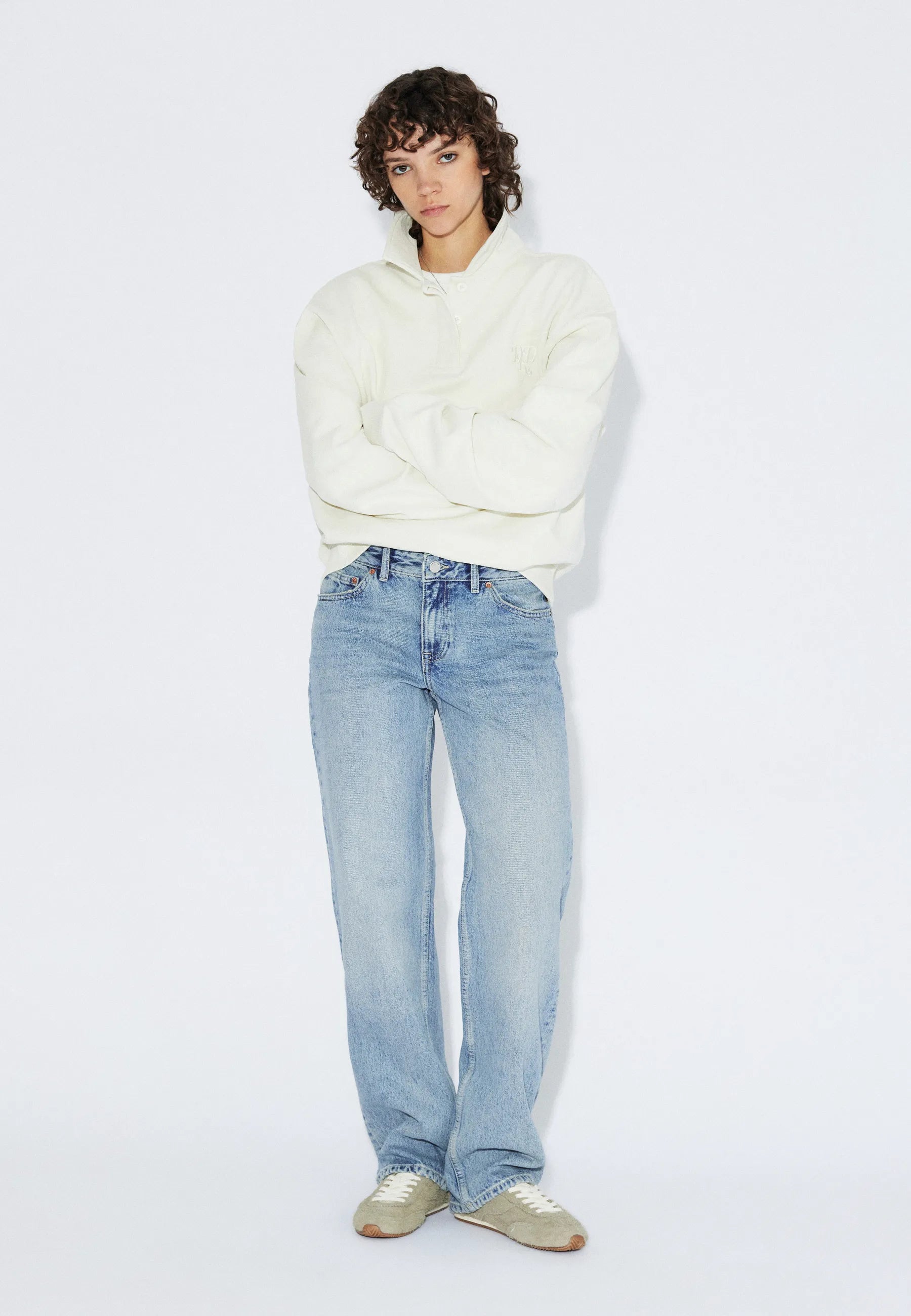 2610106M01_DrDenim_NikaMidStraight_DriftLightUsed_Main_W1_3