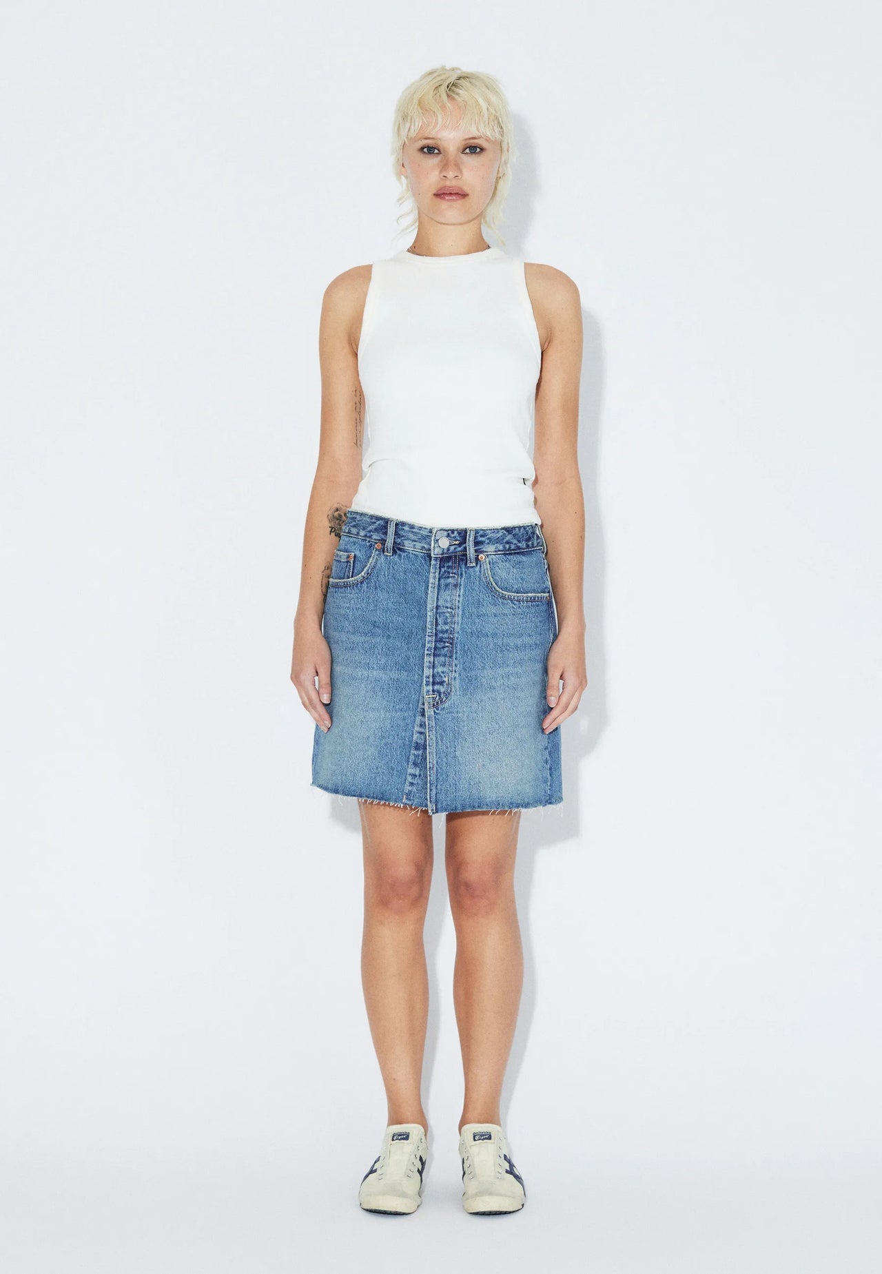 2610108M02_DrDenim_AraSkirt_DriftSkyUsed_Main_W1_2