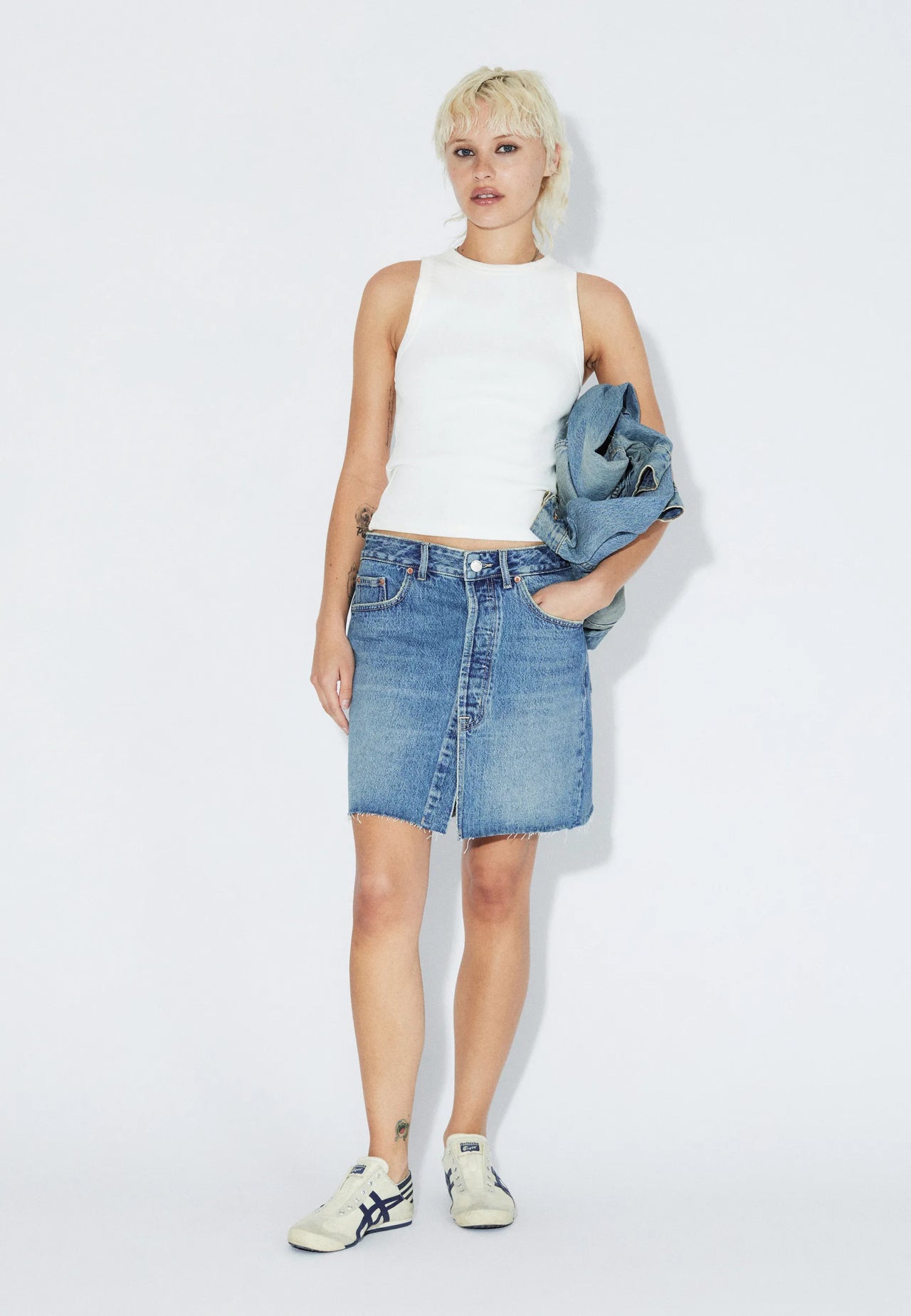 2610108M02_DrDenim_AraSkirt_DriftSkyUsed_Main_W1_2