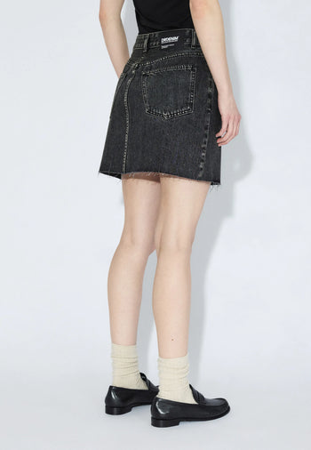 2610108V60_DrDenim_AraSkirt_AgedBlack_Main_W4_1