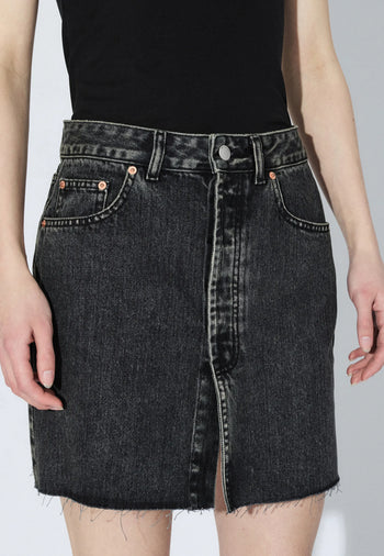 2610108V60_DrDenim_AraSkirt_AgedBlack_Main_W5_1