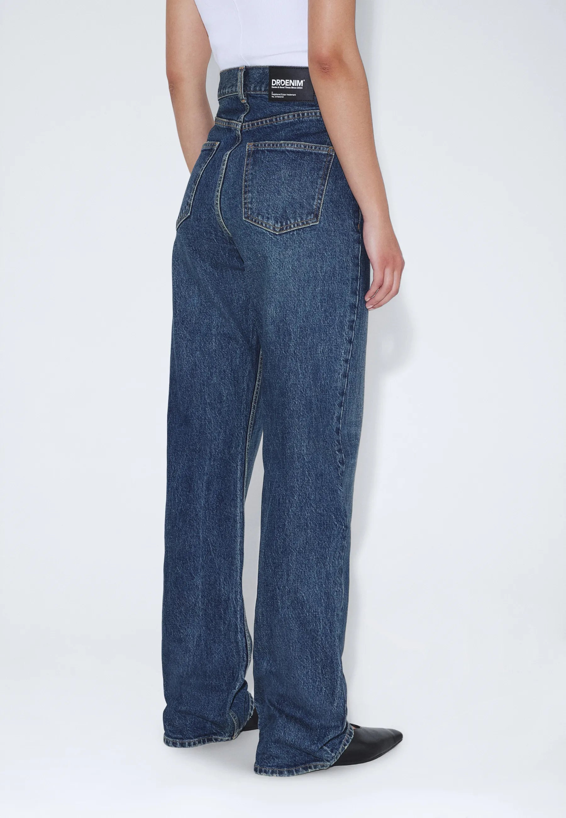 2610111L47_DrDenim_EchohighStraight_BayDarkUsedVintage_Main_W4_1