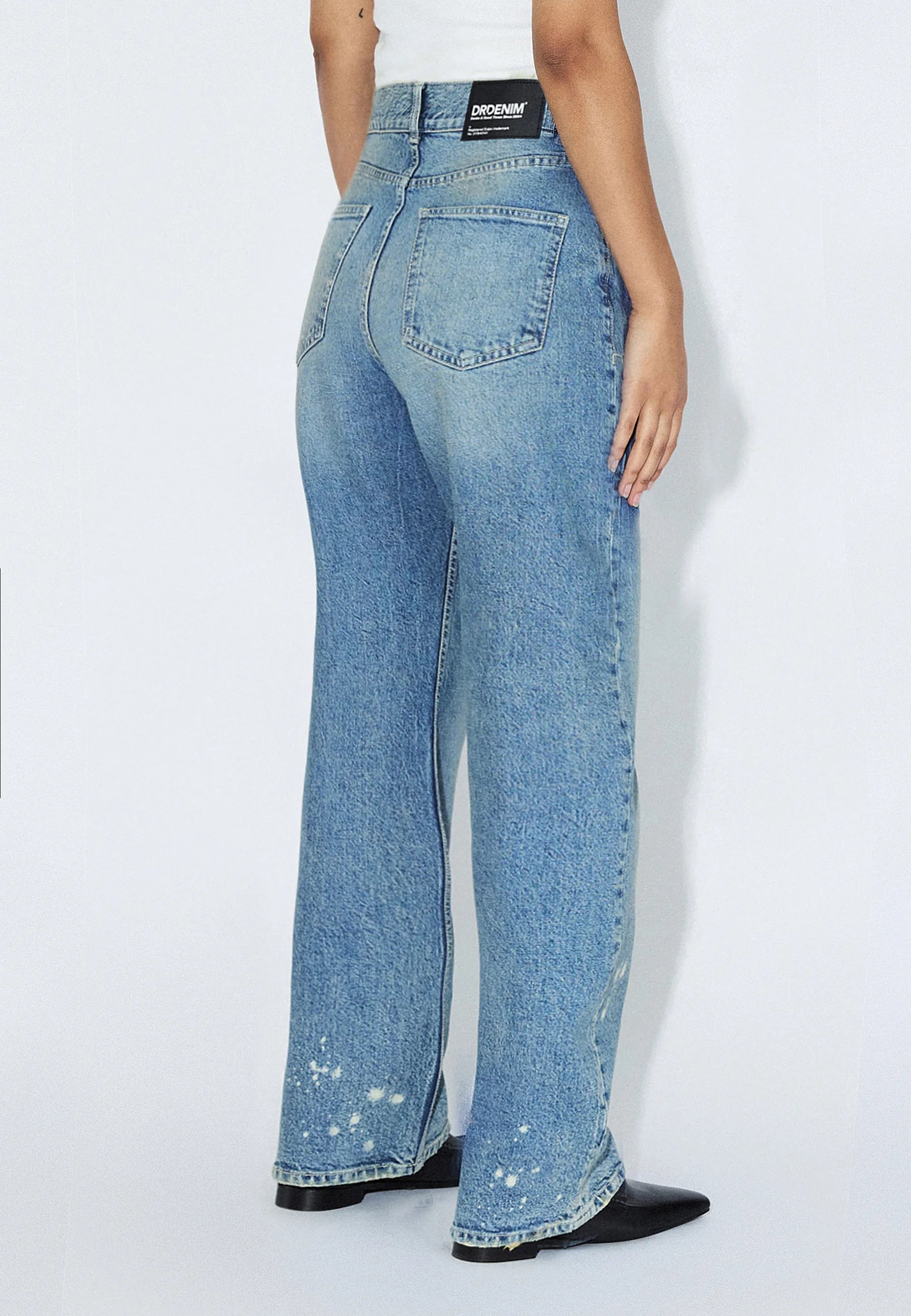 2610111L57_DrDenim_EchoHighStraight_BaySkyDirty_Main_W4_12