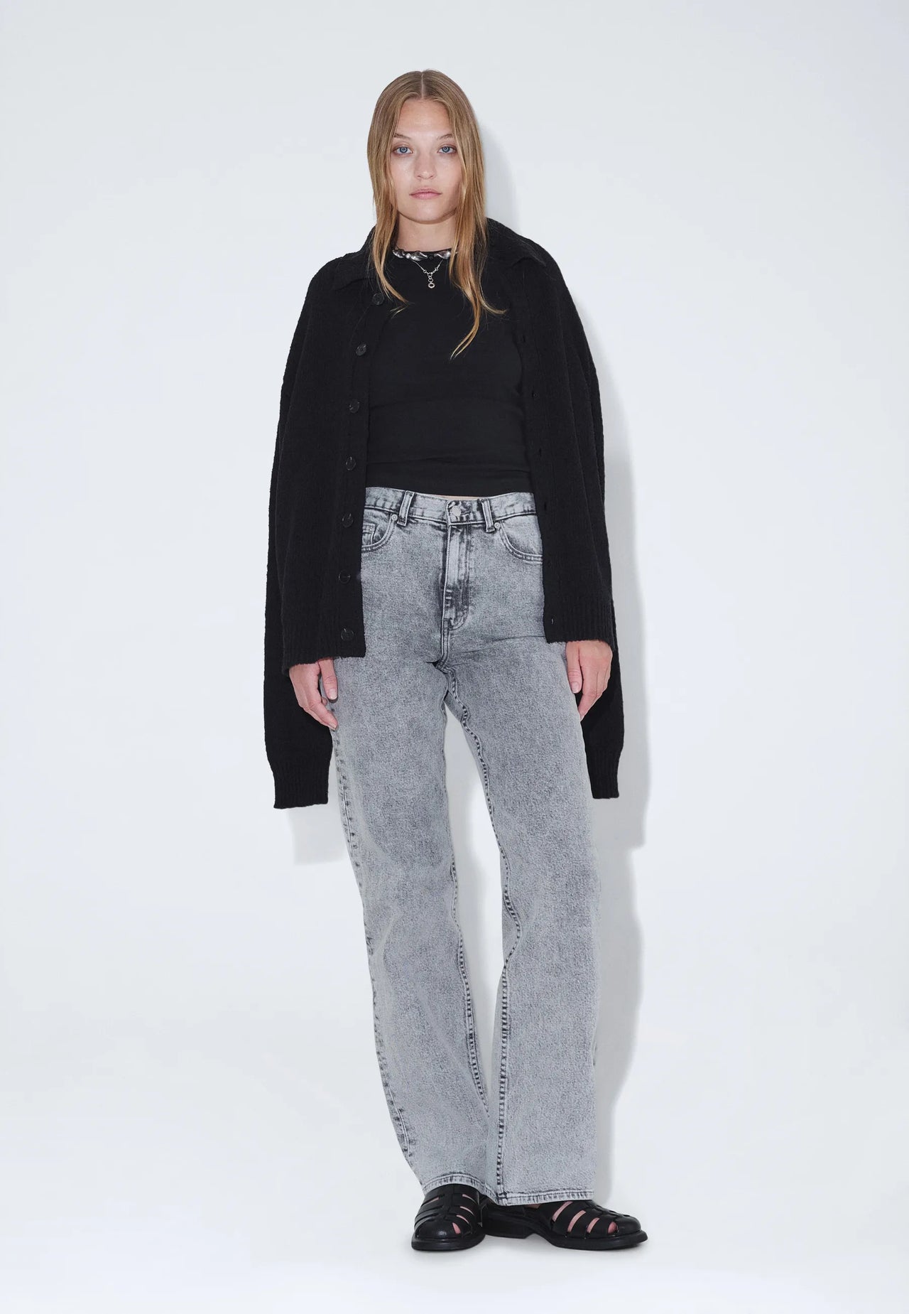 2610111L63_DrDenim_EchohighStraight_TarAshGrey_Main_W1_1