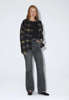 2610111L66_DrDenim_EchoHighStraight_TarMidGreyUsed_main_W1_2
