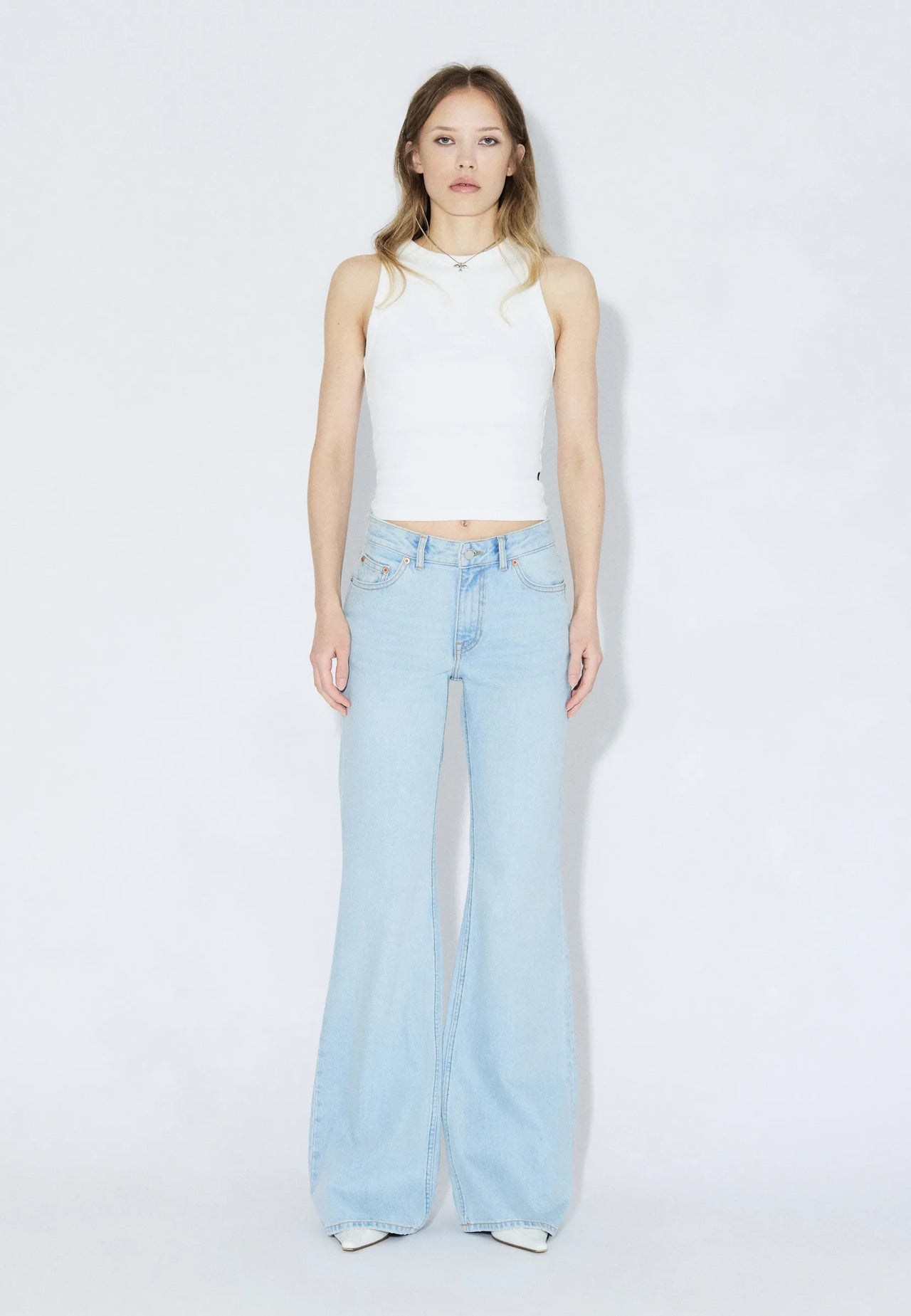2610112L39_DrDenim_ElbaMidBootcut_BayLightUsed_Main_W1_2