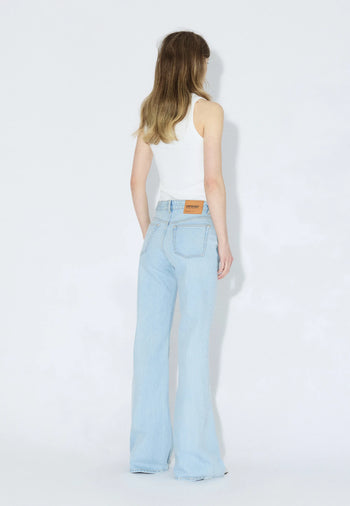 2610112L39_DrDenim_ElbaMidBootcut_BayLightUsed_Main_W2_1