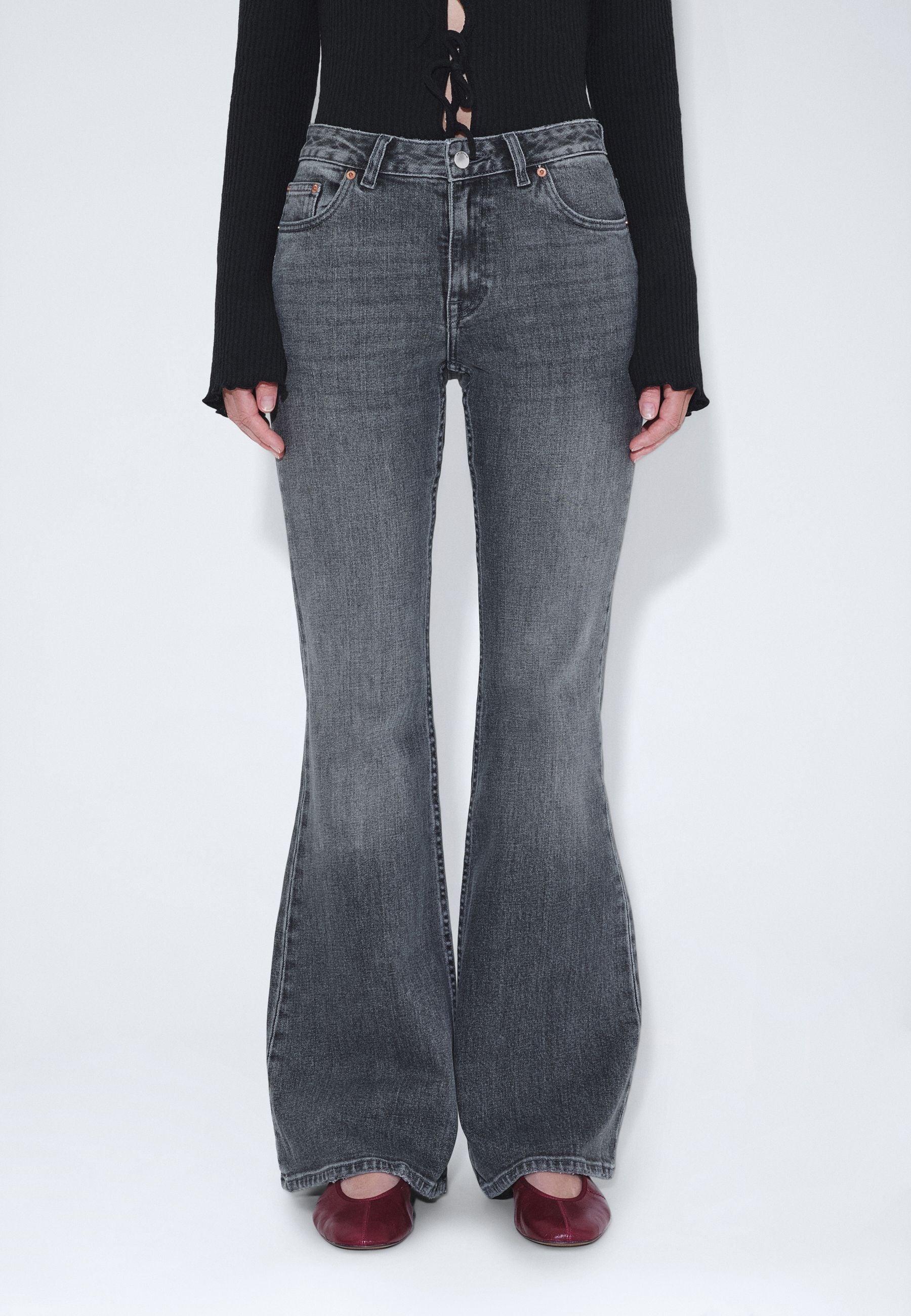 2610112L66_DrDenim_ElbaMidBootcut_TarMidGreyUsed_Main_W3_1