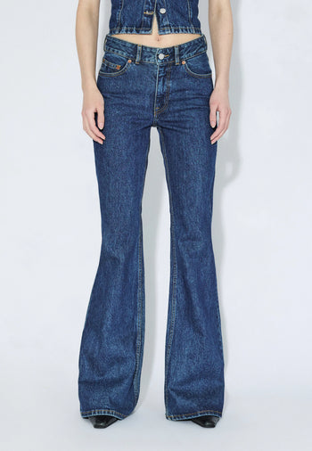 2610112L71_DrDenim_ElbaMidBootcut_BayDarkRetroVintage_Main_W3_1