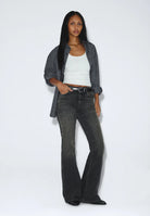 2610112L76_DrDenim_ElbaMidBootcut_TarAgedBlackUsed_main_W1_3