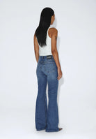 2610112L79_DrDenim_ElbaMidBootcut_BayMidFadeWorn_main_W2_1
